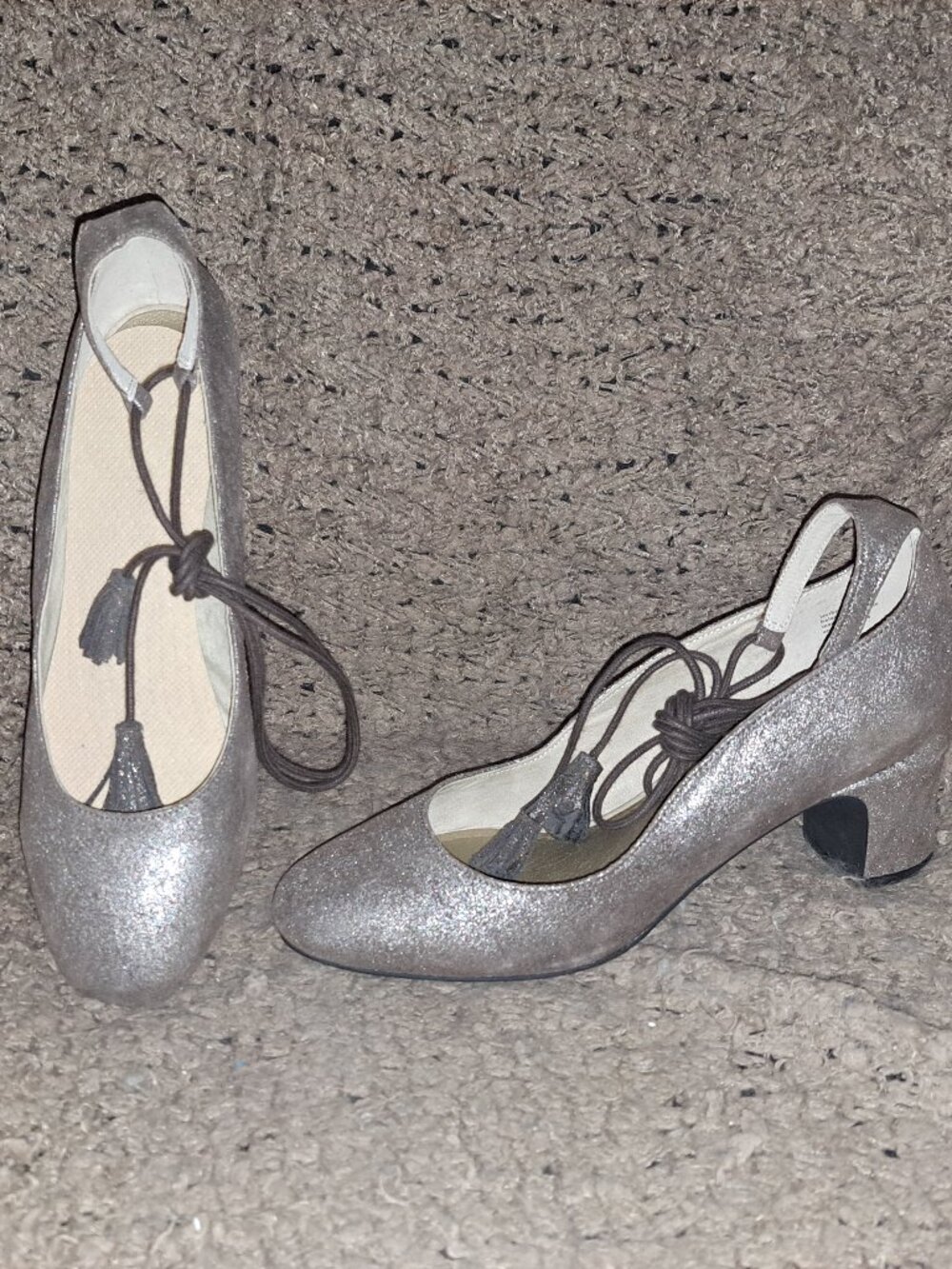 ANTHROPOLOGIE-LIEN DO-Metallic Suede-Pachuca Lace Up Tassel Heel-Sz 10-Near Min